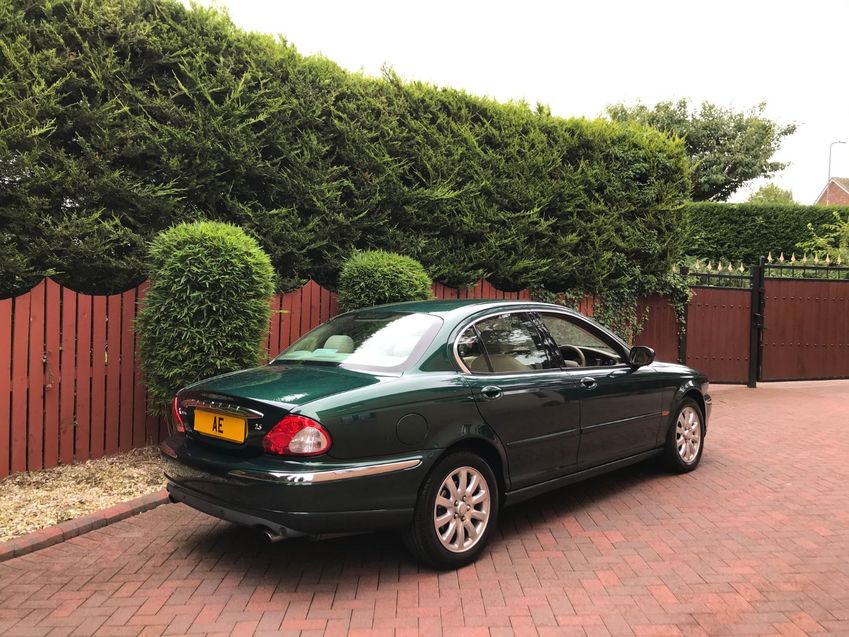 JAGUAR X-TYPE