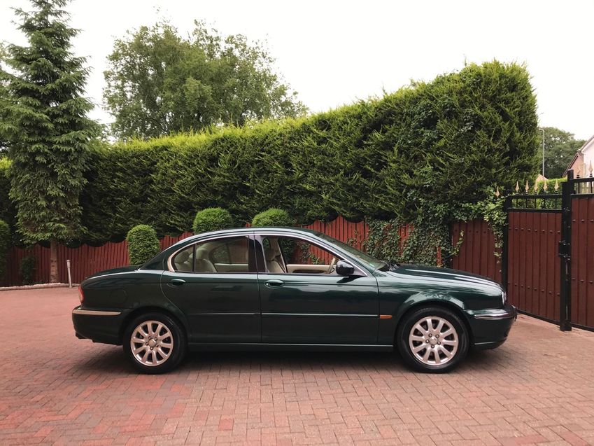 JAGUAR X-TYPE