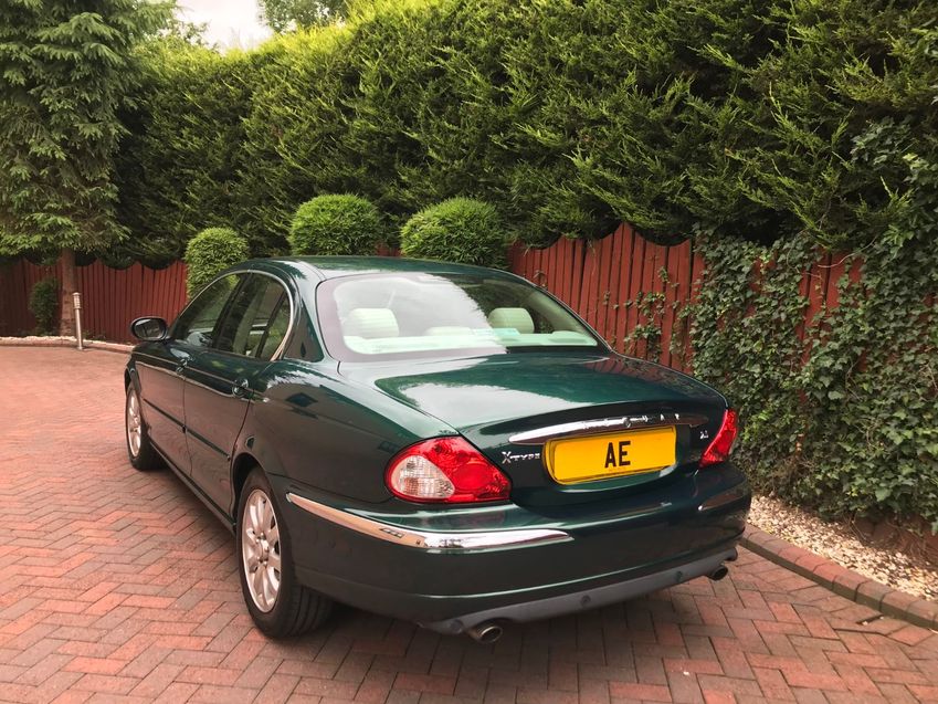 JAGUAR X-TYPE