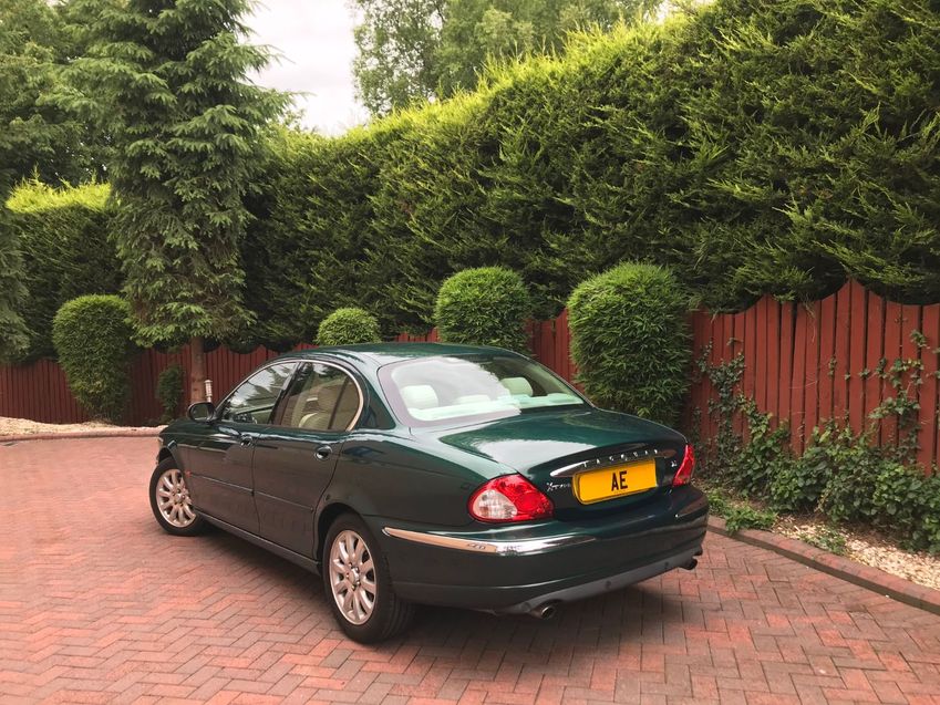 JAGUAR X-TYPE