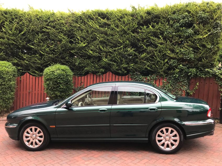 JAGUAR X-TYPE