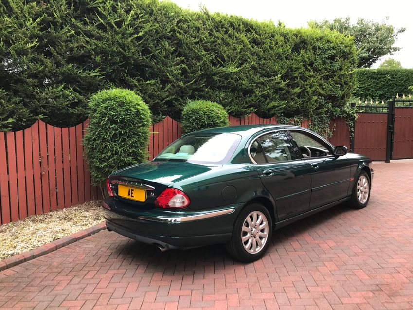 JAGUAR X-TYPE