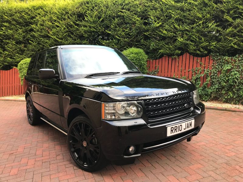 View LAND ROVER RANGE ROVER TDV8 268 Auto Vogue SE