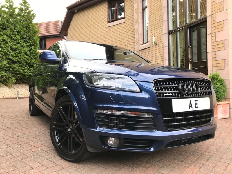 AUDI Q7