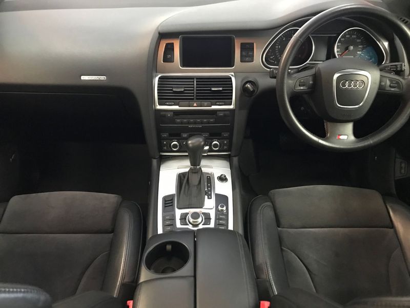 View AUDI Q7 TDi V6 232 Quattro Tip Auto S Line