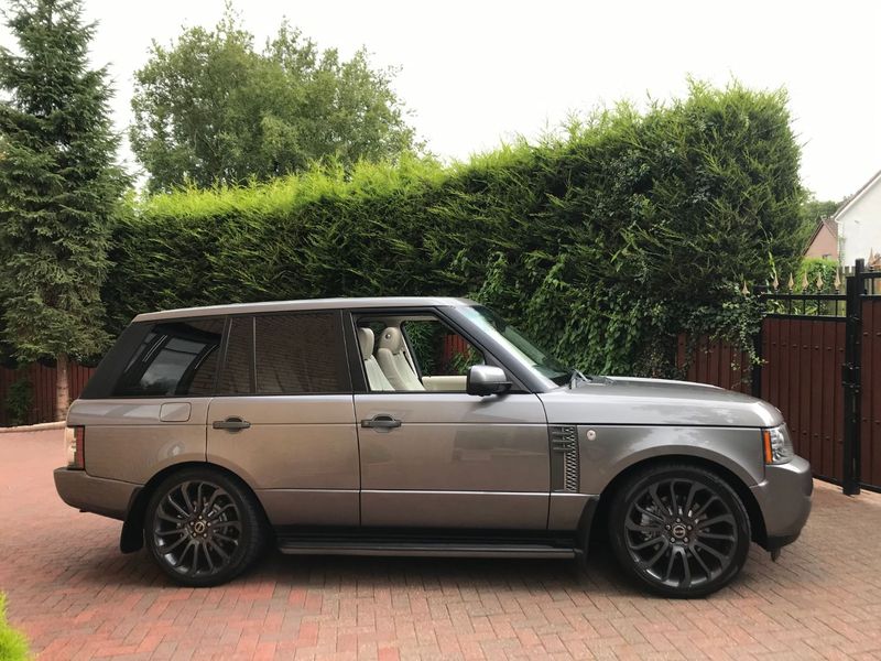 LAND ROVER RANGE ROVER