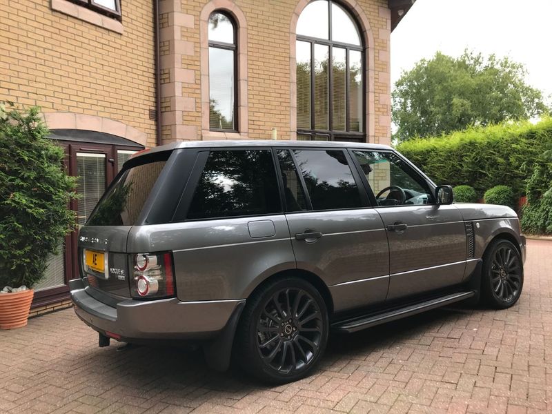 LAND ROVER RANGE ROVER