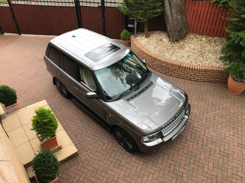 LAND ROVER RANGE ROVER