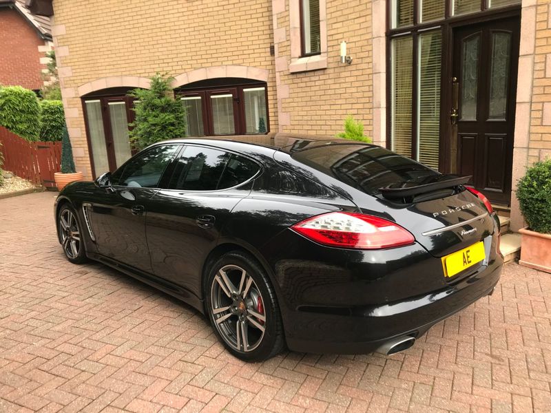 PORSCHE PANAMERA