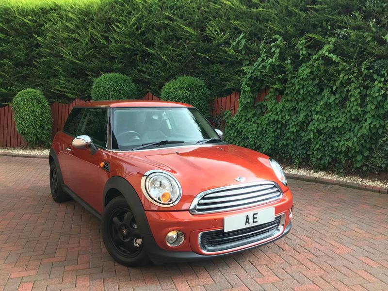 MINI HATCH ONE