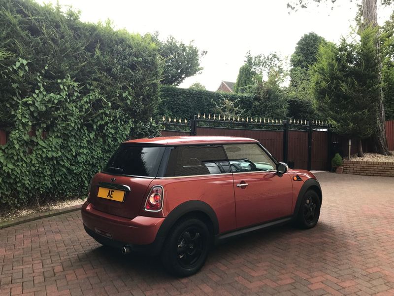 MINI HATCH ONE