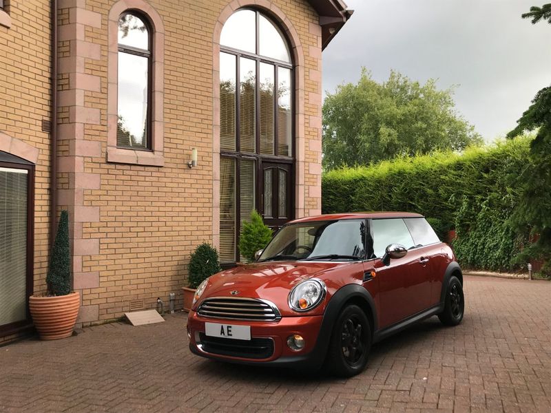 MINI HATCH ONE