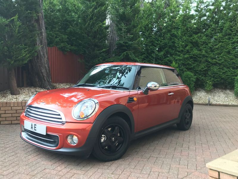 MINI HATCH ONE