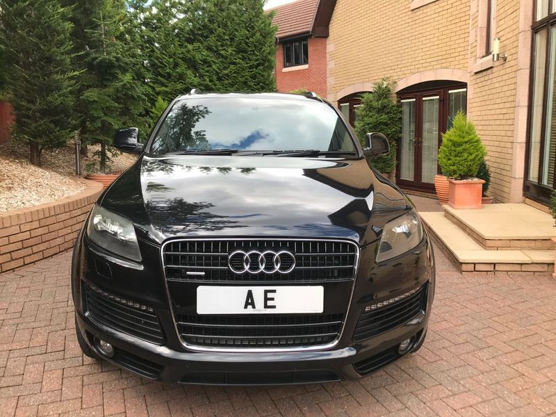 View AUDI Q7 4.2 TDI QUATTRO S LINE