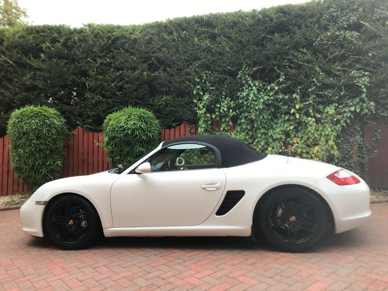 PORSCHE BOXSTER