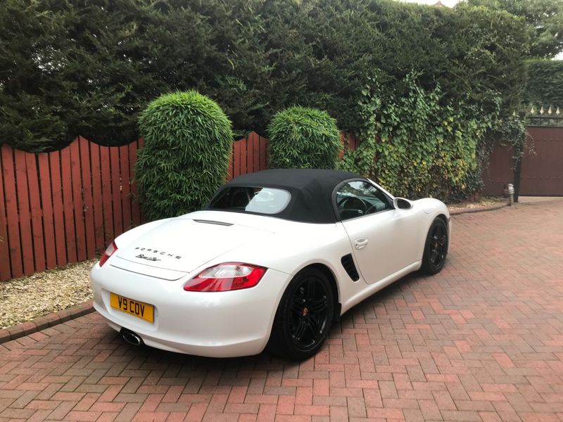 PORSCHE BOXSTER