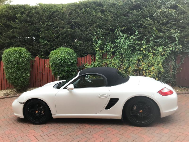 PORSCHE BOXSTER