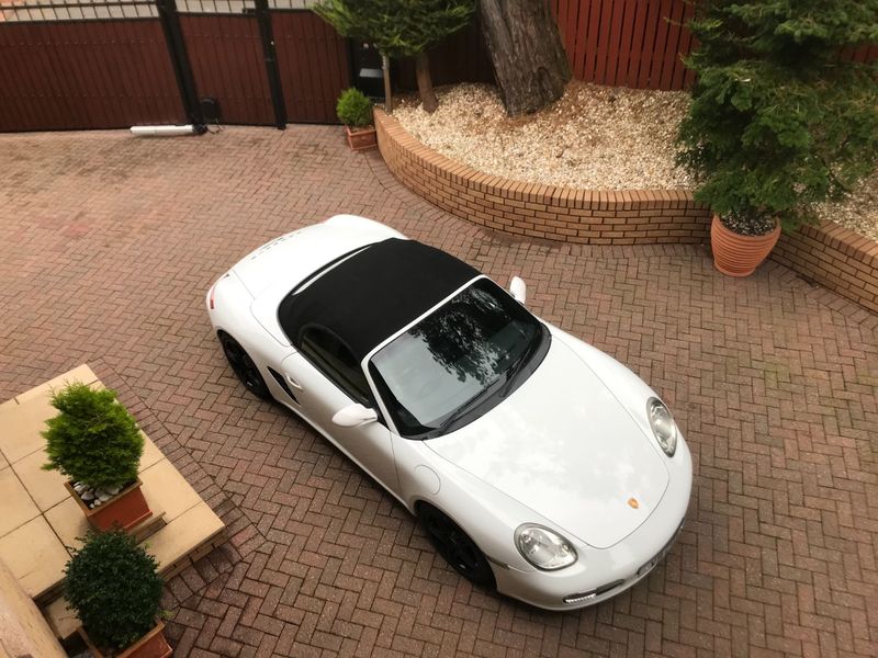 PORSCHE BOXSTER