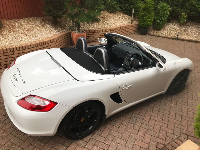 PORSCHE BOXSTER