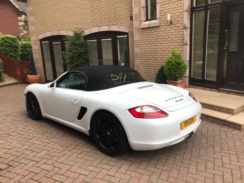 PORSCHE BOXSTER