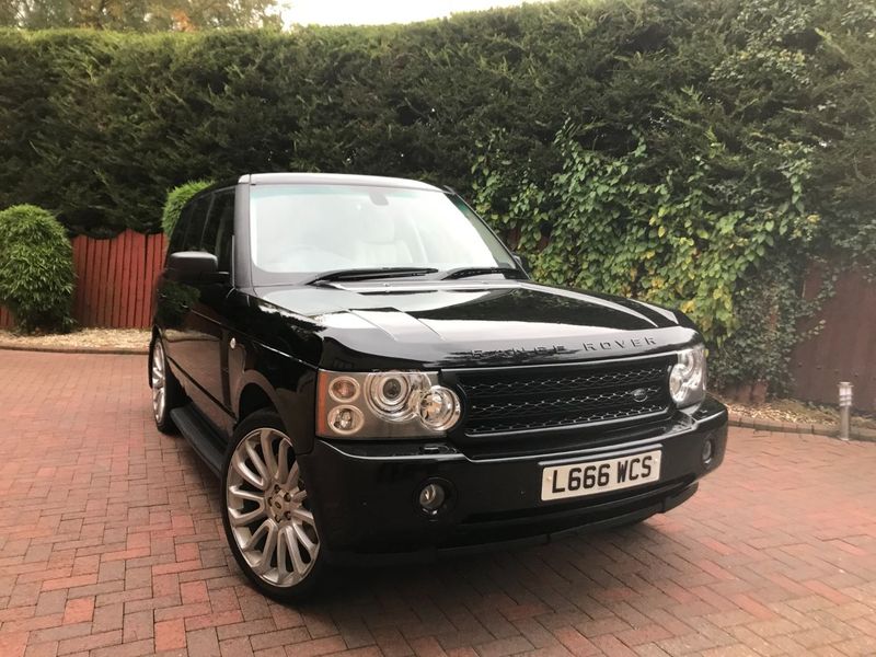 View LAND ROVER RANGE ROVER TDV8 VOGUE