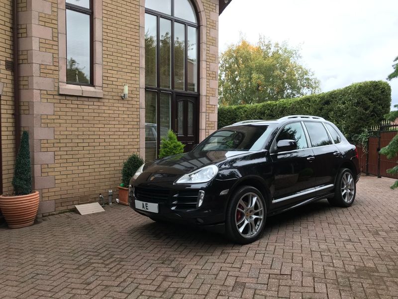 PORSCHE CAYENNE