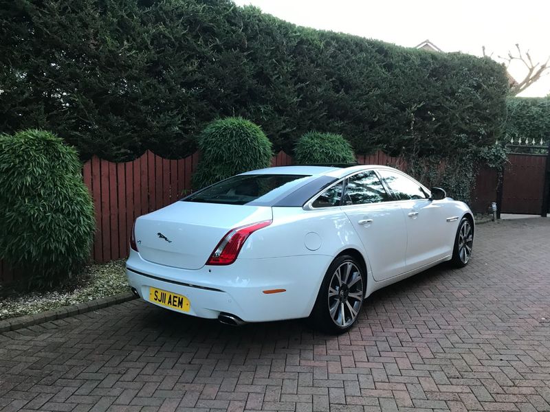 JAGUAR XJ