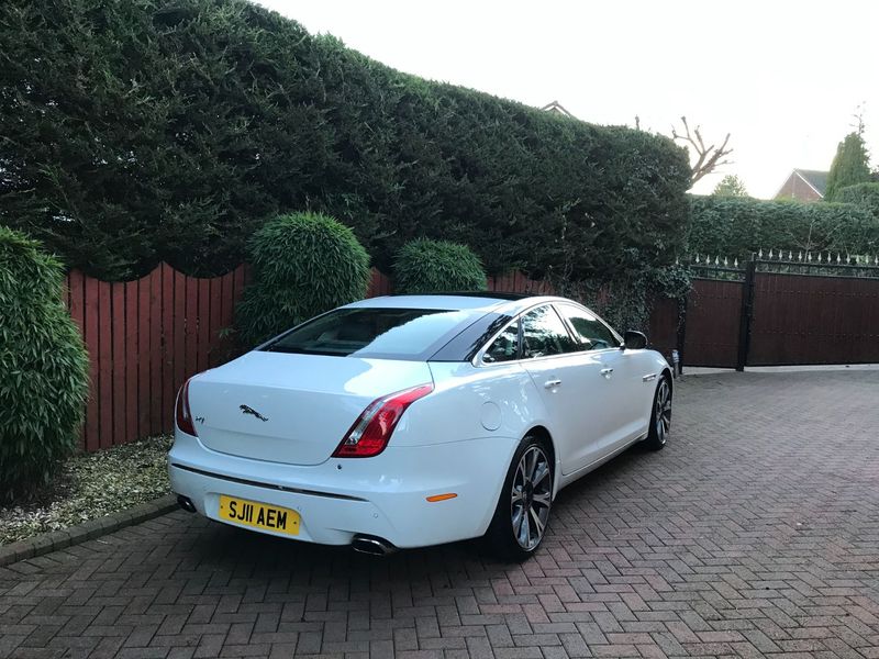 JAGUAR XJ