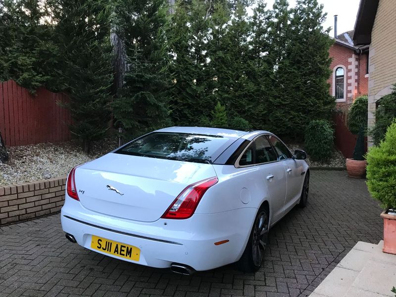 JAGUAR XJ