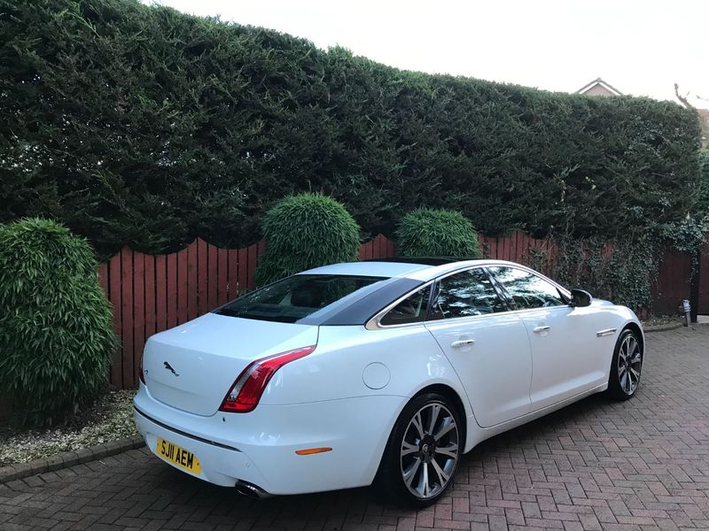 JAGUAR XJ