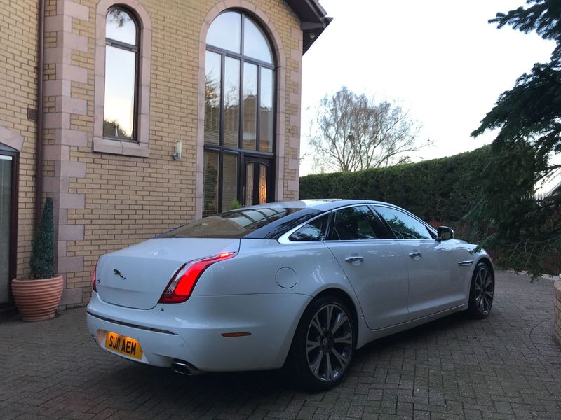 JAGUAR XJ