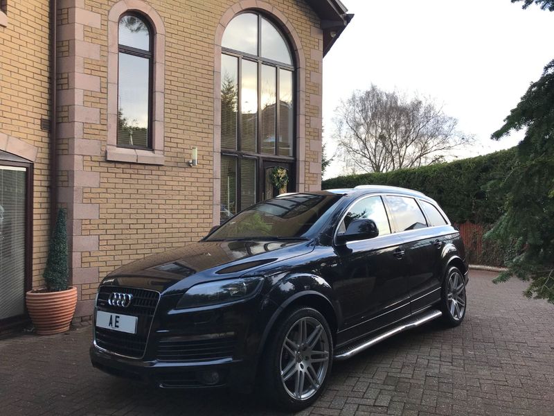 AUDI Q7