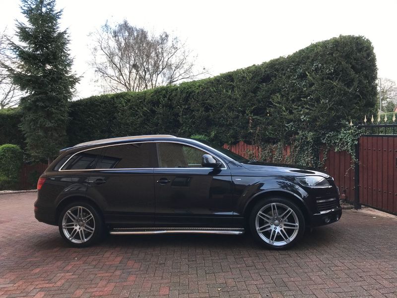 AUDI Q7