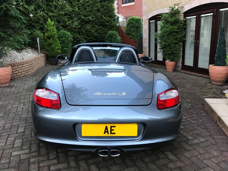 PORSCHE BOXSTER