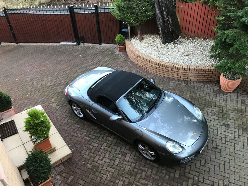 PORSCHE BOXSTER