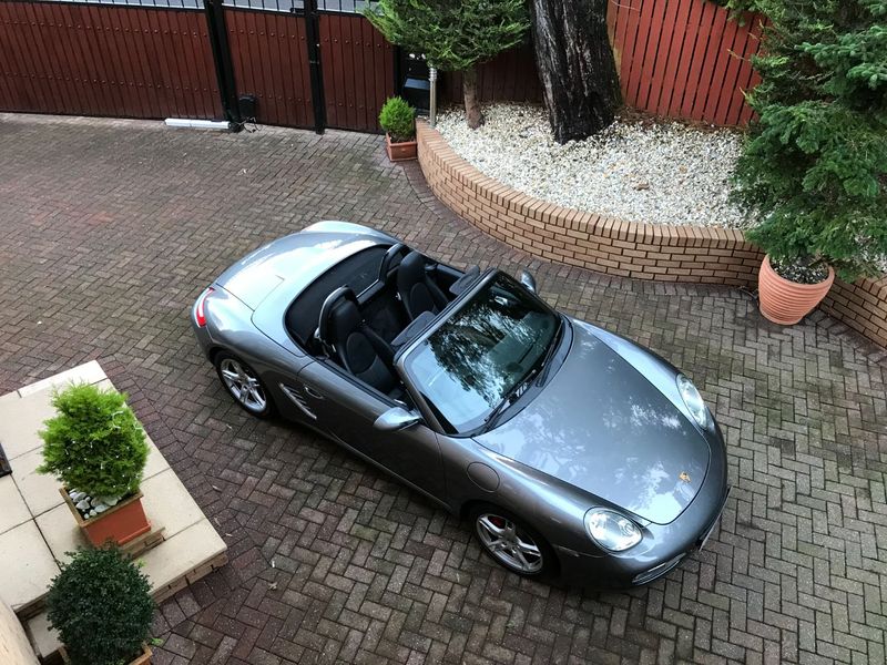 PORSCHE BOXSTER