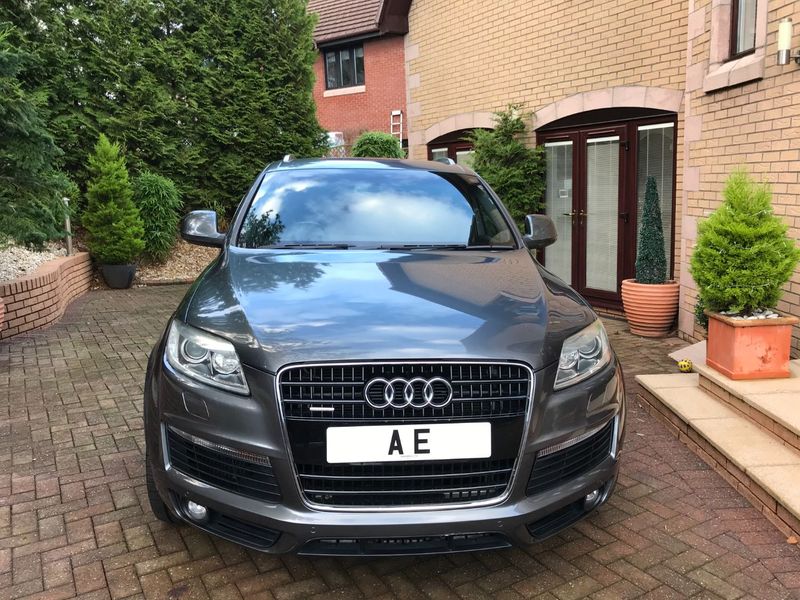 AUDI Q7