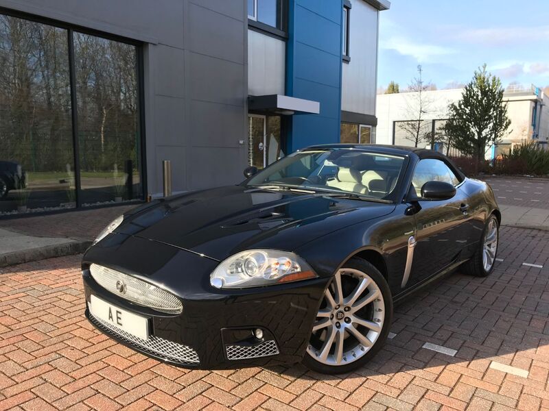 JAGUAR XKR