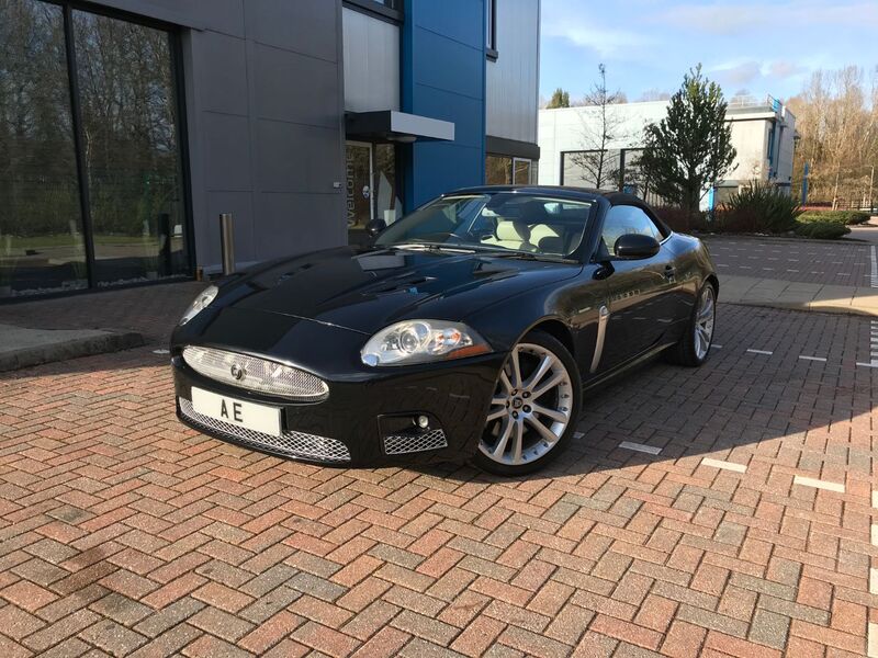 JAGUAR XKR