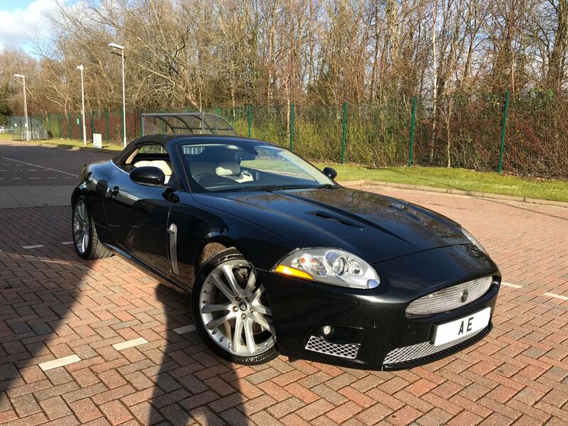 JAGUAR XKR