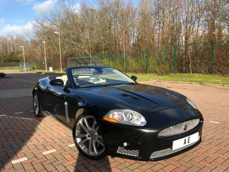 JAGUAR XKR