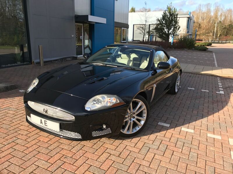 JAGUAR XKR