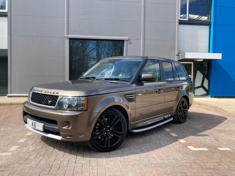 View LAND ROVER RANGE ROVER SPORT TDV6 HSE