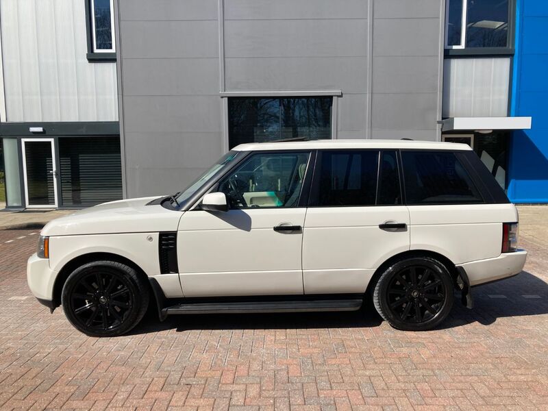 LAND ROVER RANGE ROVER