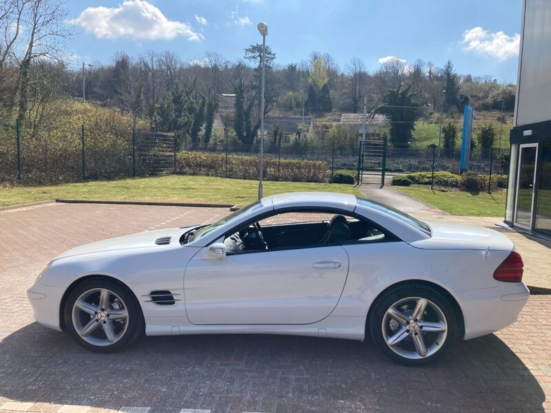 MERCEDES-BENZ SL