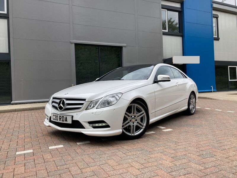 View MERCEDES-BENZ E CLASS E220 CDI BLUEEFFICIENCY SPORT