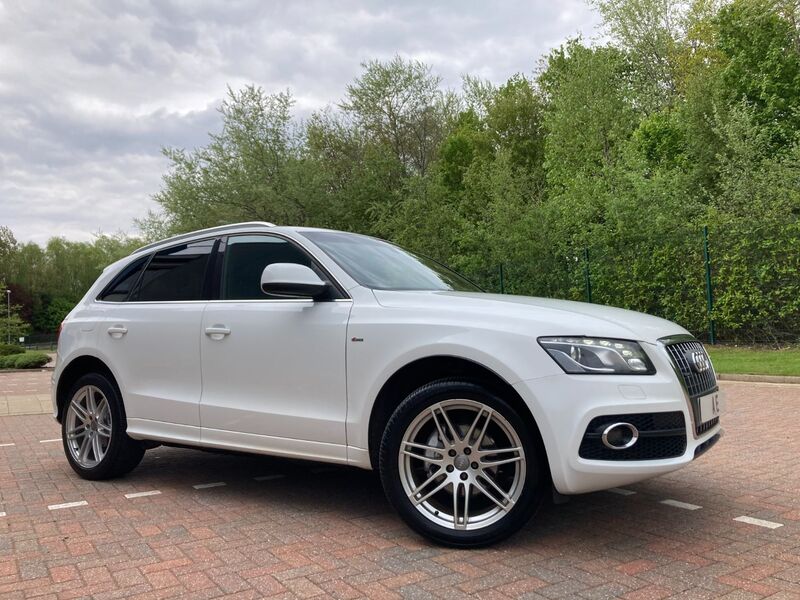 View AUDI Q5 TDI QUATTRO DPF S LINE