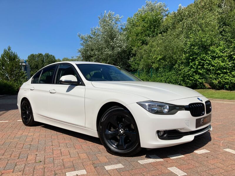 View BMW 3 SERIES 320D EFFICIENTDYNAMICS