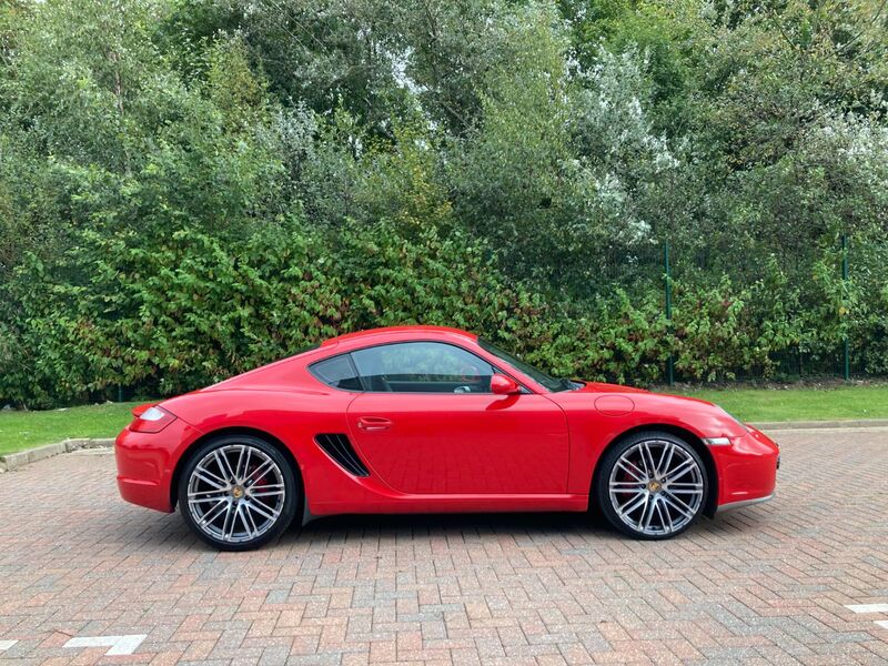 PORSCHE CAYMAN