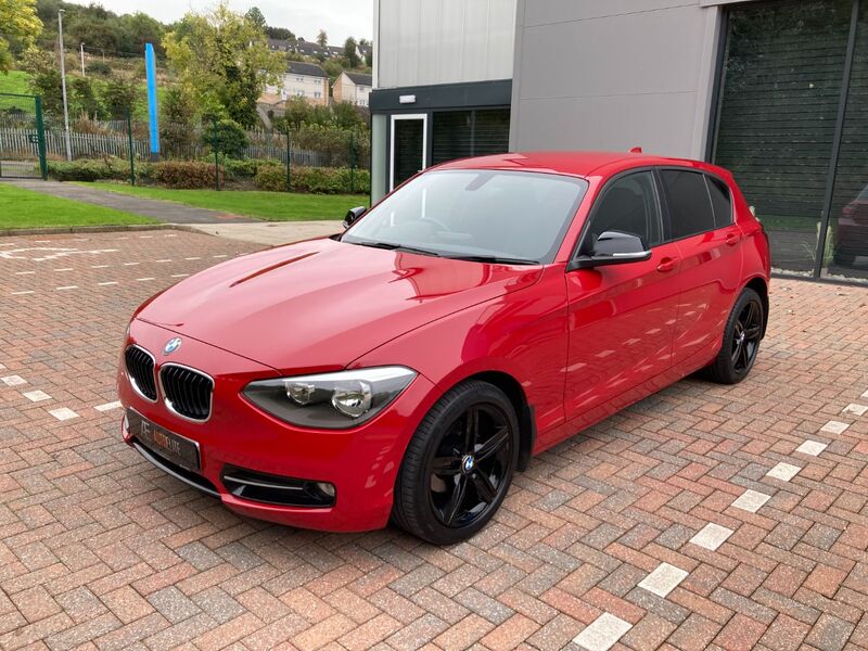 BMW 1 SERIES